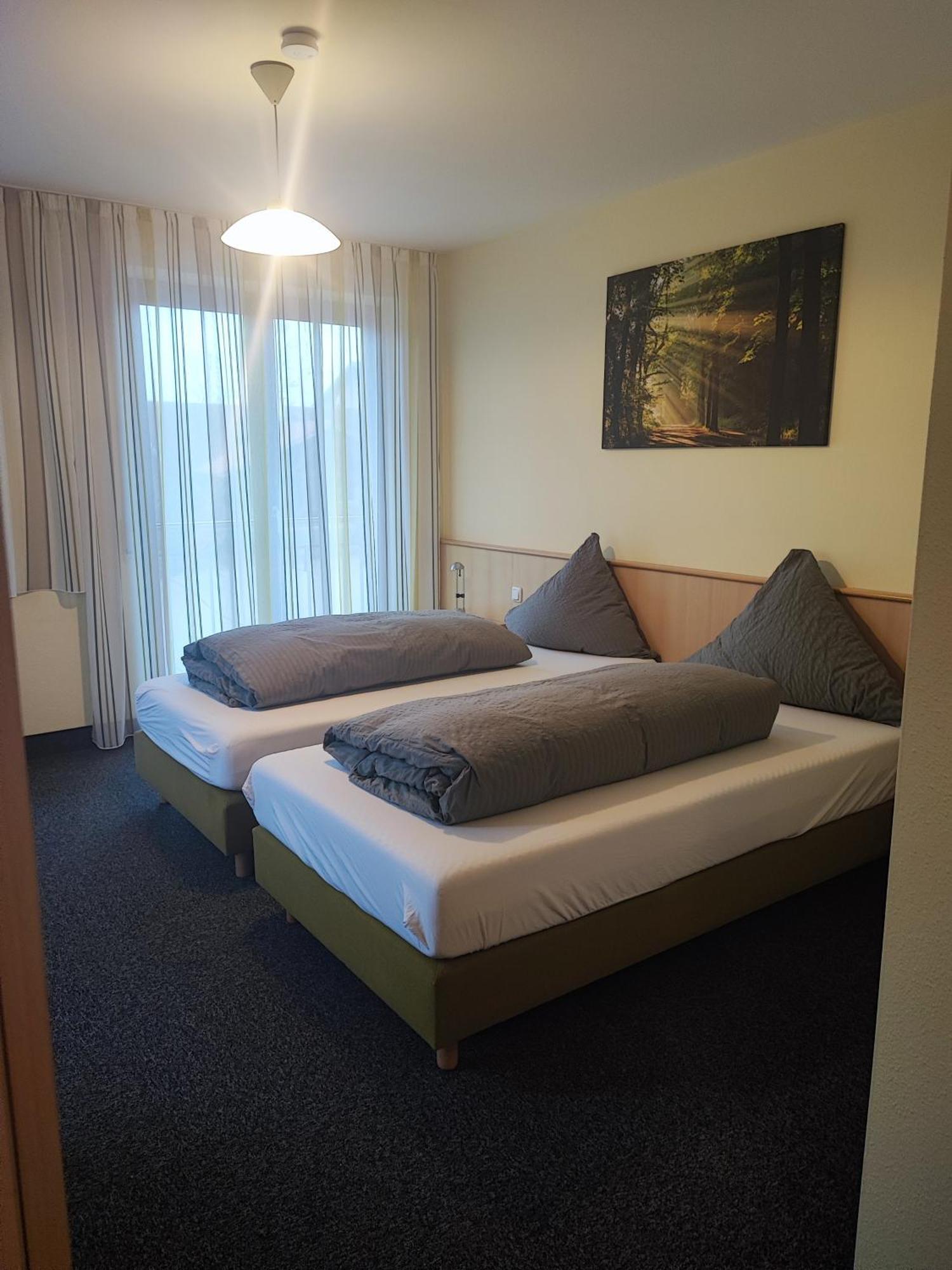 Hotel Wirtshaus Zur Bina Vilsbiburg Esterno foto