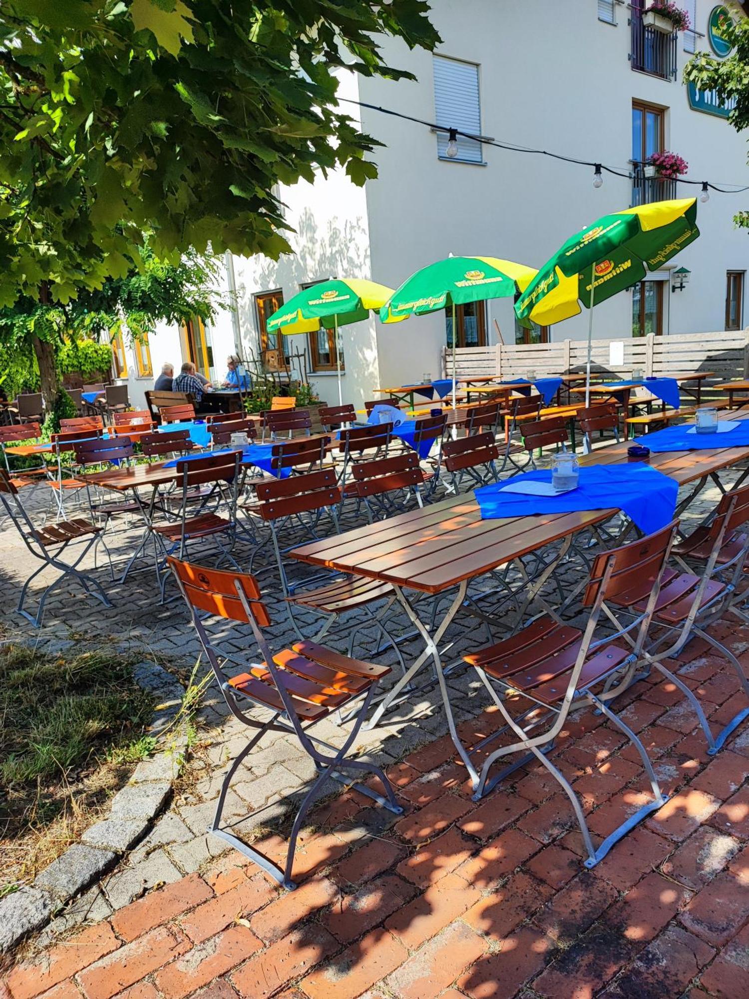 Hotel Wirtshaus Zur Bina Vilsbiburg Esterno foto